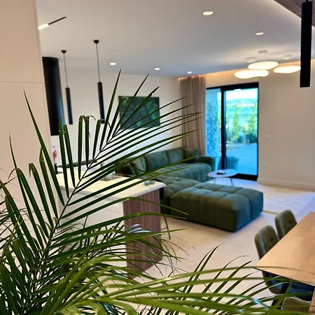 Pearl Pool Luxury * 골렘