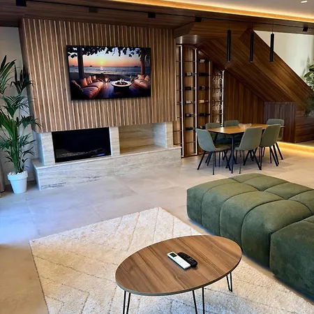 Villa Pearl Pool Luxury Golem (Tirana)