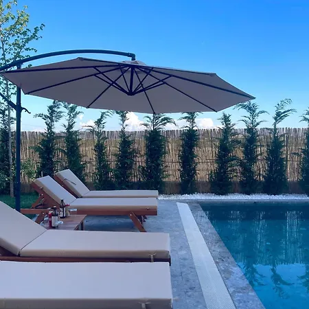 Pearl Pool Luxury Villa