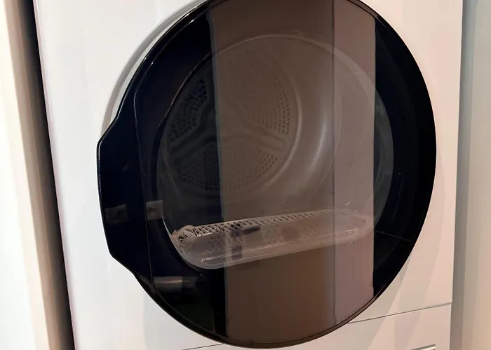 Pearl Pool Luxury Golem (Tirana)