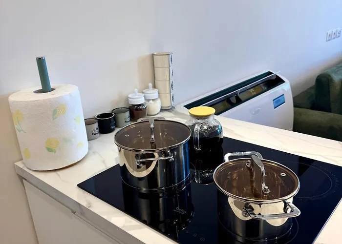 Pearl Pool Luxury Golem (Tirana)