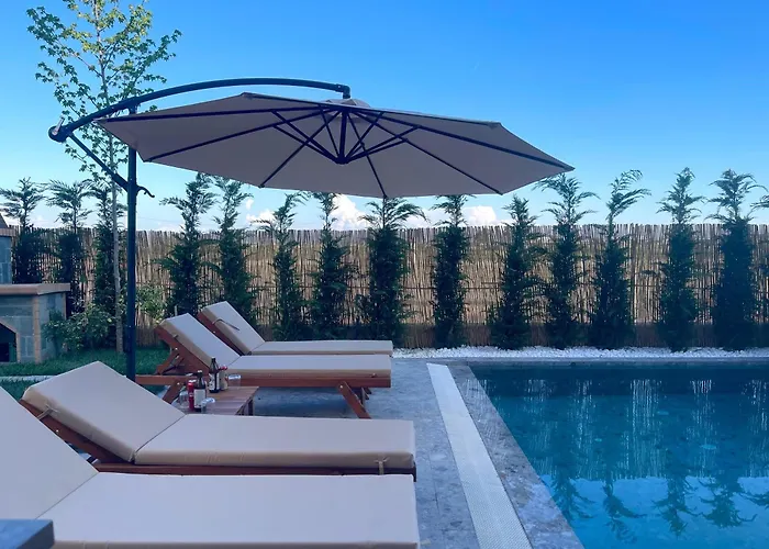 Pearl Pool Luxury 别墅