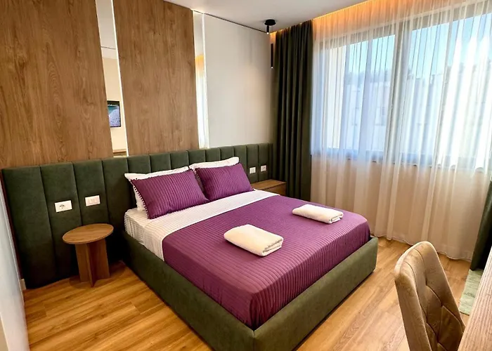 Villa Pearl Pool Luxury Golem (Tirana)