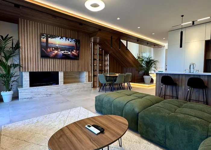 Villa Pearl Pool Luxury Golem (Tirana)