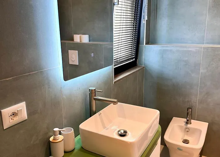 Villa Pearl Pool Luxury Golem (Tirana)